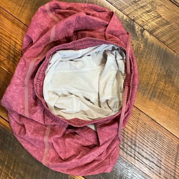 Lululemon Pace Breaker Shorts Small | Burgundy Acid Wash | Lined Training Men’s - Picture 7 of 7